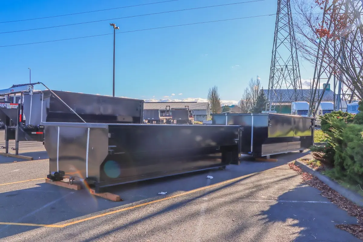 Professional dumpster rental and junk removal service in Fountainhead-Orchard Hills